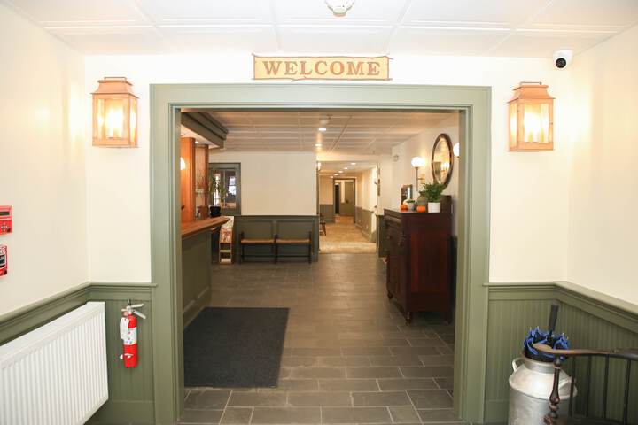 Hotel Interior 7 of 58
