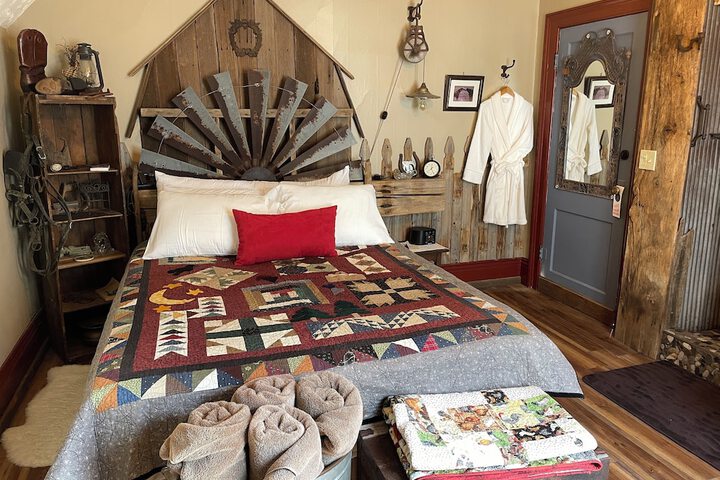 Secrets on Main Bed & Breakfast
