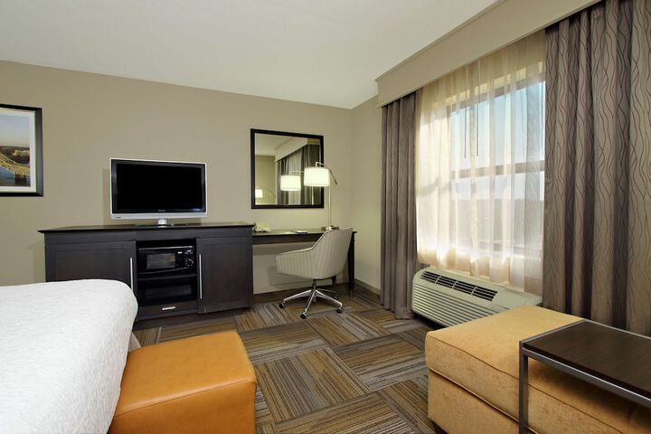 Room 16 of 31