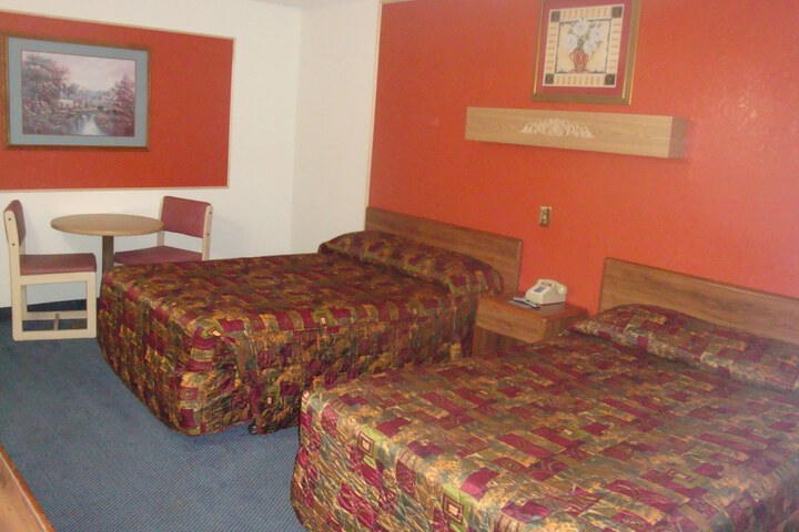 Room 17 of 41