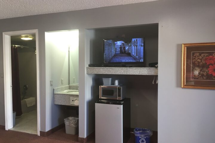 Room 30 of 51