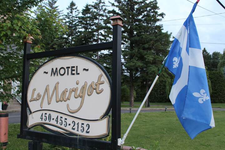 Hotel 15 of 48