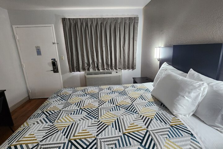 Motel 6 Conroe TX