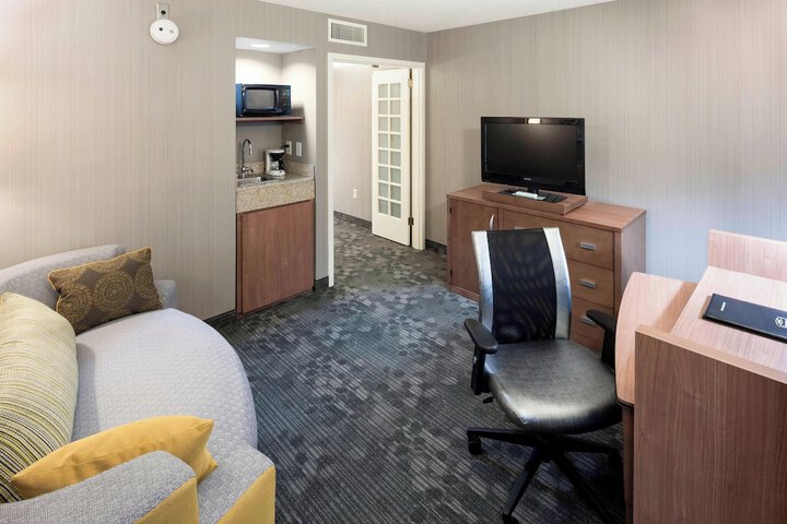 Courtyard by Marriott Cypress Anaheim / Orange County
