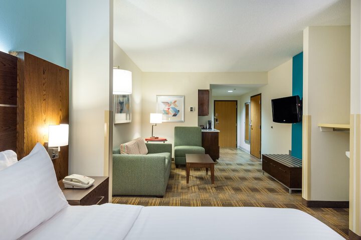 Holiday Inn Express & Suites Grenada by IHG