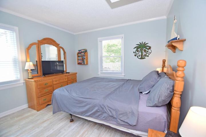 Room 8 of 17