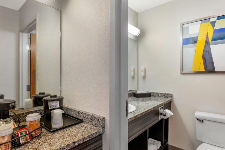 Comfort Inn Huntington near University area
