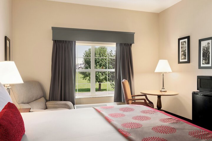 Ramada by Wyndham Pigeon Forge North