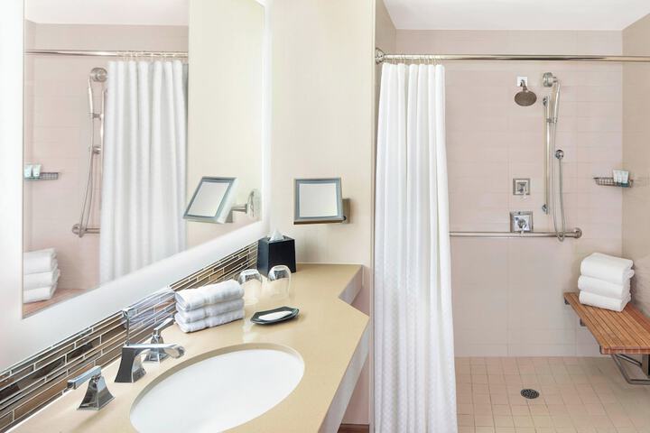 The Westin La Paloma Resort and Spa
