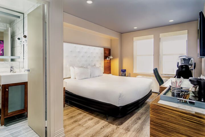 Room 44 of 53