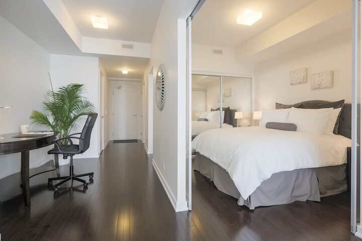 Room 18 of 23