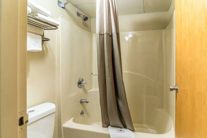 Motel 6 Kenly NC