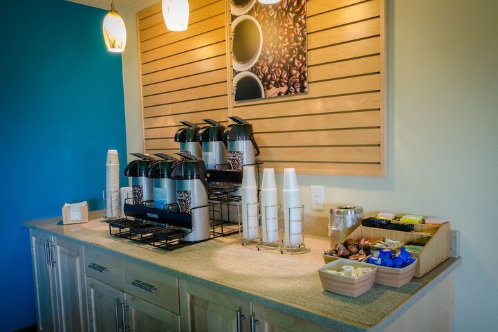 Breakfast/Coffee Service 45 of 52
