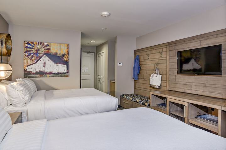 Room 15 of 23