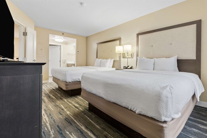 Room 21 of 44