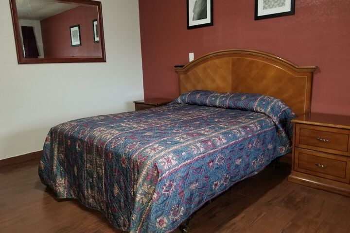 Room 12 of 31