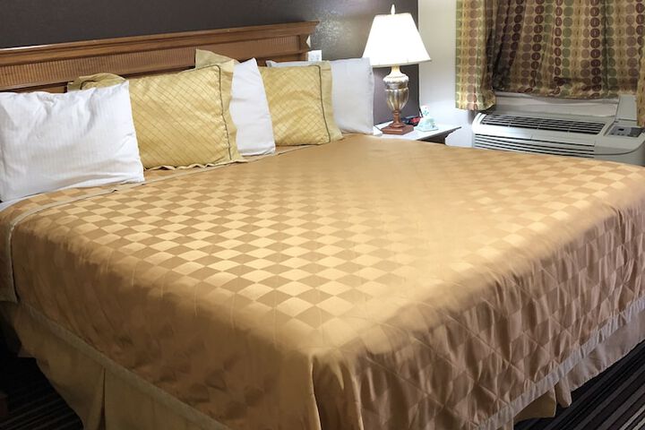 Room 47 of 57