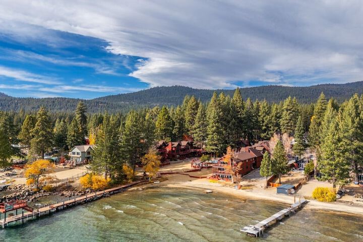 Edgelake Beach Club by Coolvacay