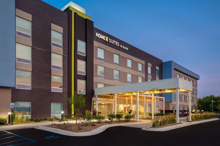 Hotel 2 of 44