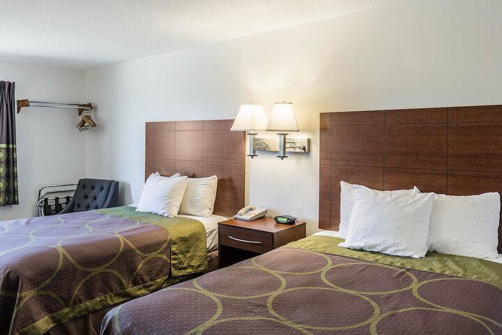 Room 16 of 25