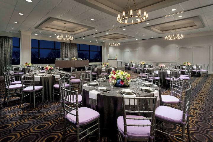 Courtyard by Marriott Boston-Cambridge