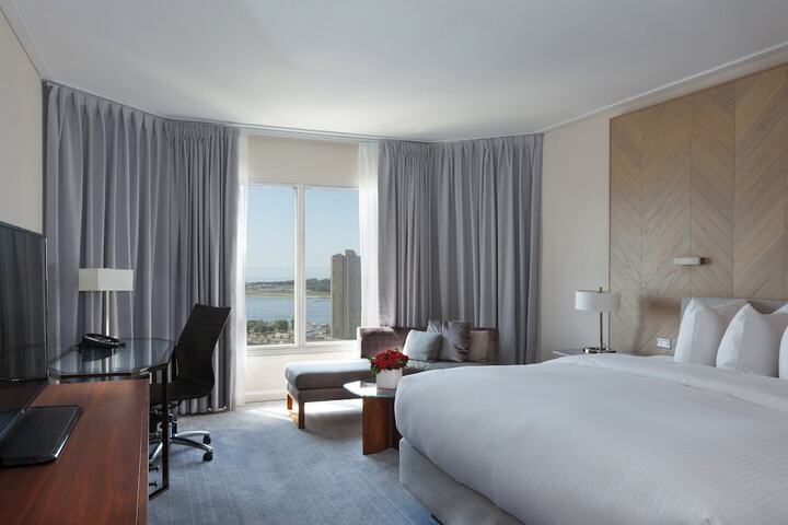Hotel 2 of 145