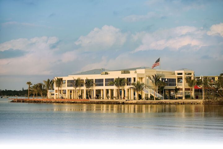 Reefhouse Resort & Marina