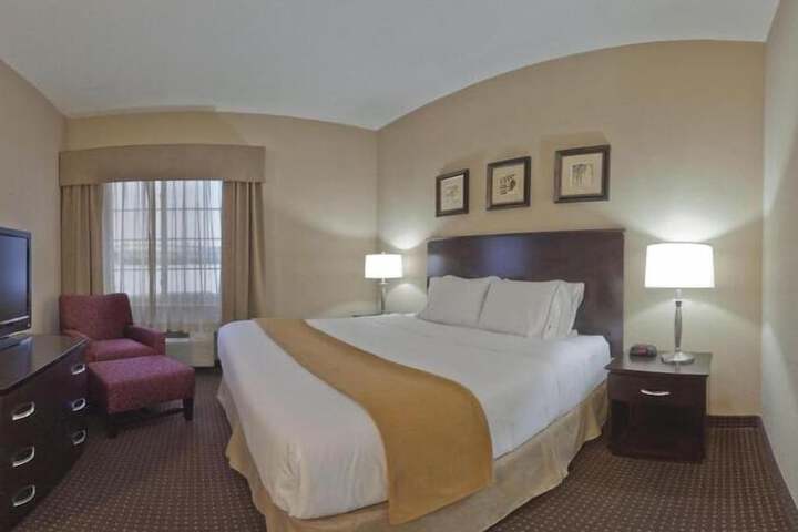 Holiday Inn Express Hotel & Suites Ashtabula-Geneva by IHG
