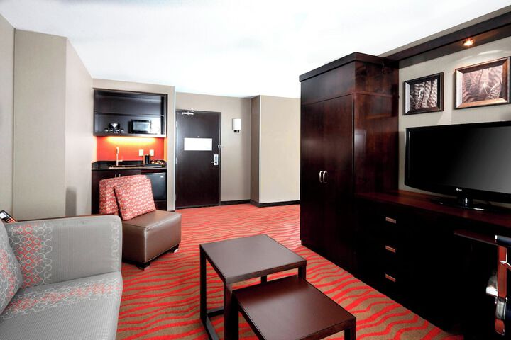Room 17 of 36