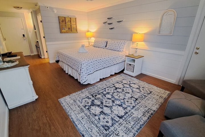 Saint Simons Inn by the Lighthouse