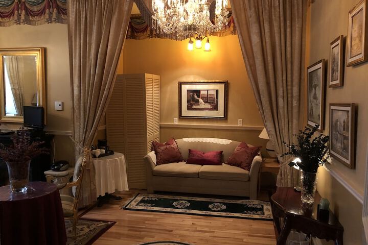 Room 44 of 60