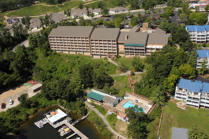 Hotel 3 of 42