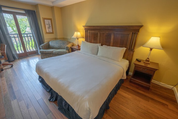 Room 40 of 70