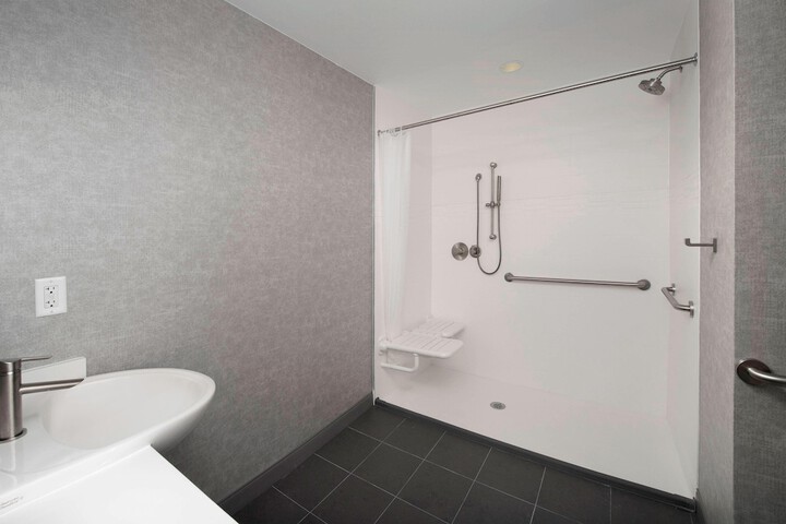 Room 12 of 31