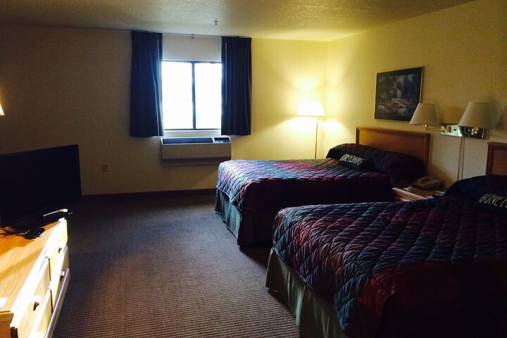 Room 43 of 64
