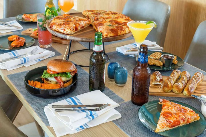 Dining 64 of 82