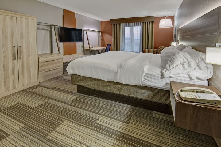 Room 17 of 45