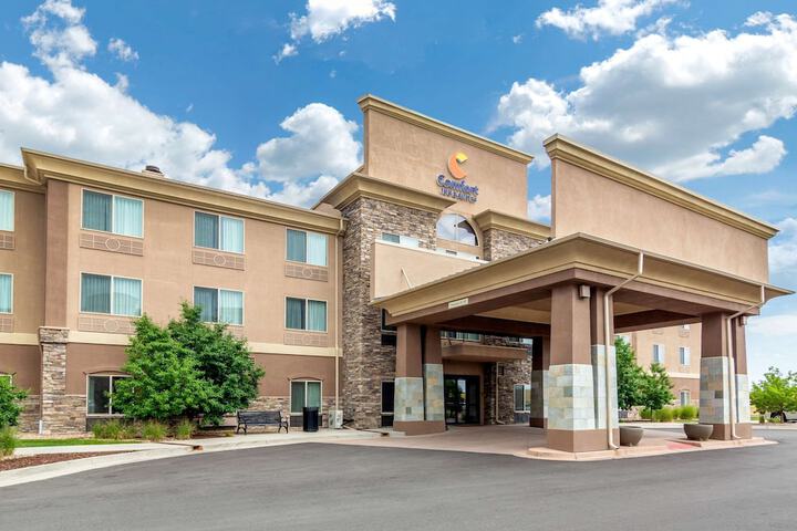 Hotel 4 of 67