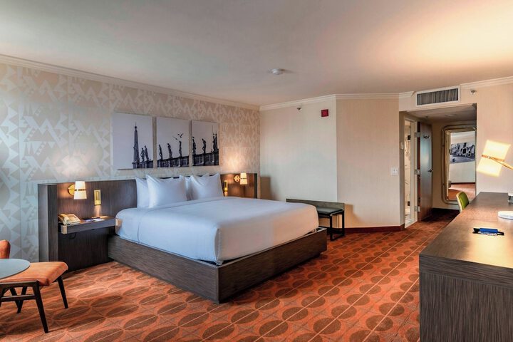 Room 40 of 52