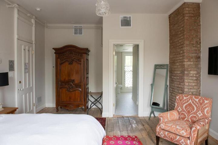 Stewart House Hotel