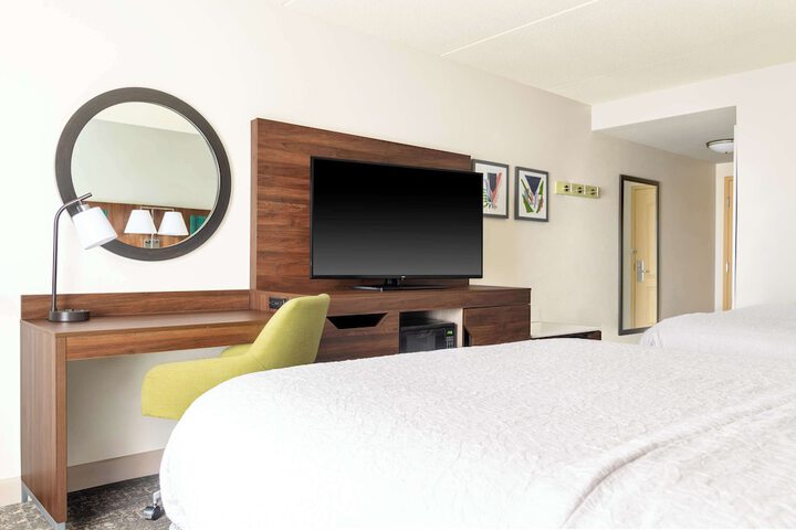 Hampton Inn & Suites Brookings