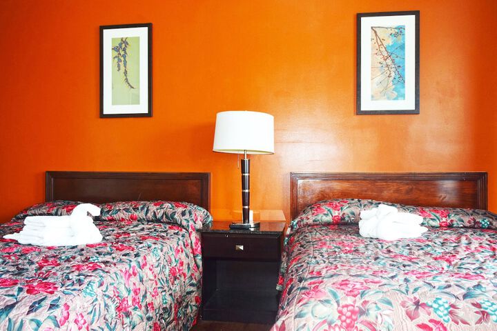 Room 21 of 84
