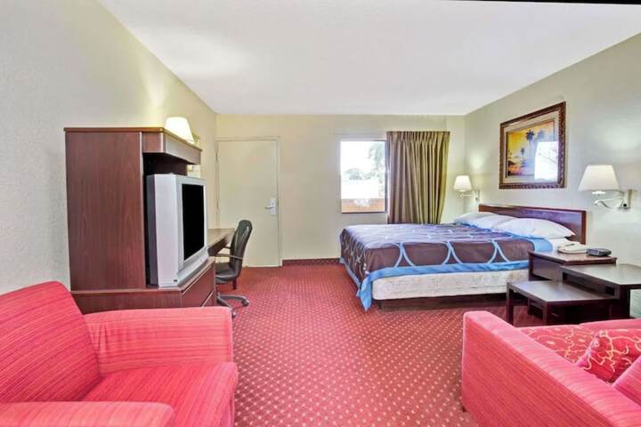 Room 7 of 7