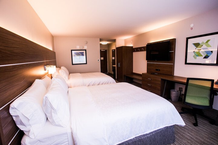 Room 33 of 54