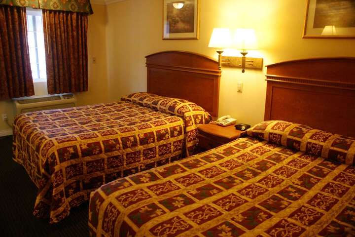 Room 34 of 59