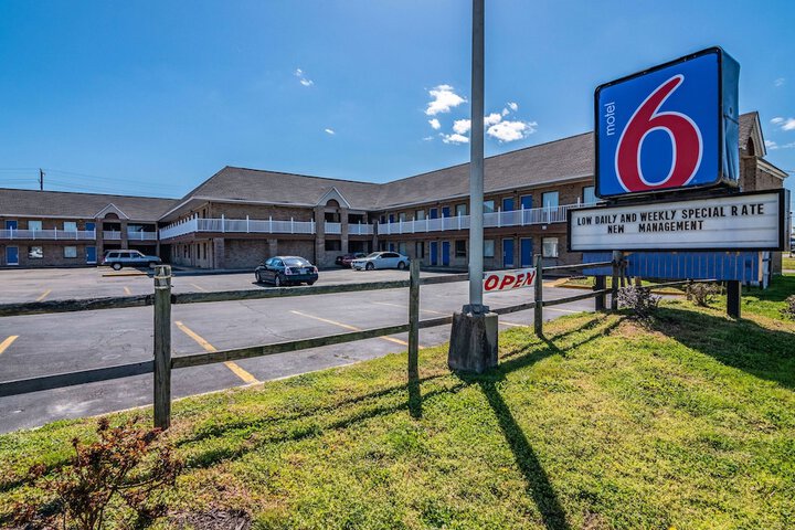 Motel 6 Portsmouth VA