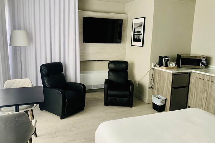 Room 11 of 31