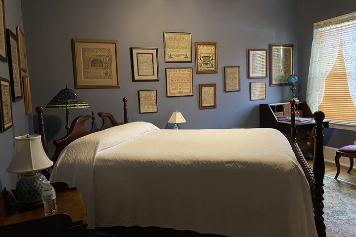 Room 25 of 69
