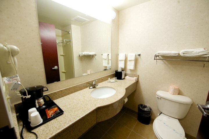 Room 34 of 41