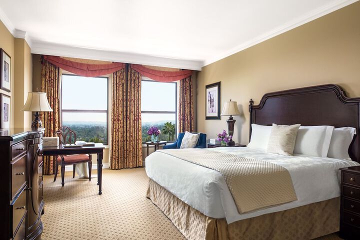 Room 42 of 110